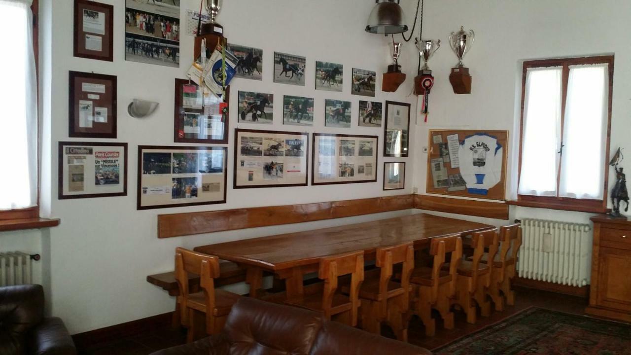 Scuderia 100 Pertiche Villa Villanterio Luaran gambar